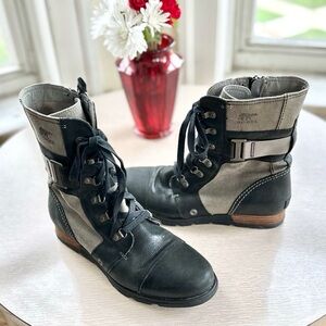 SOREL Black & Olive Khaki Boots - Size 10